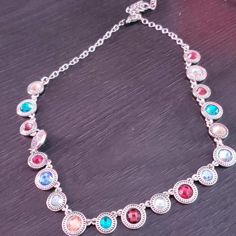 Scroll and vine two way chocker necklace  boxed